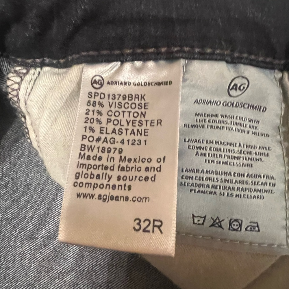AG Women’s “Farrah” Skinny Dark Blue Jeans size 32 - Picture 4 of 4
